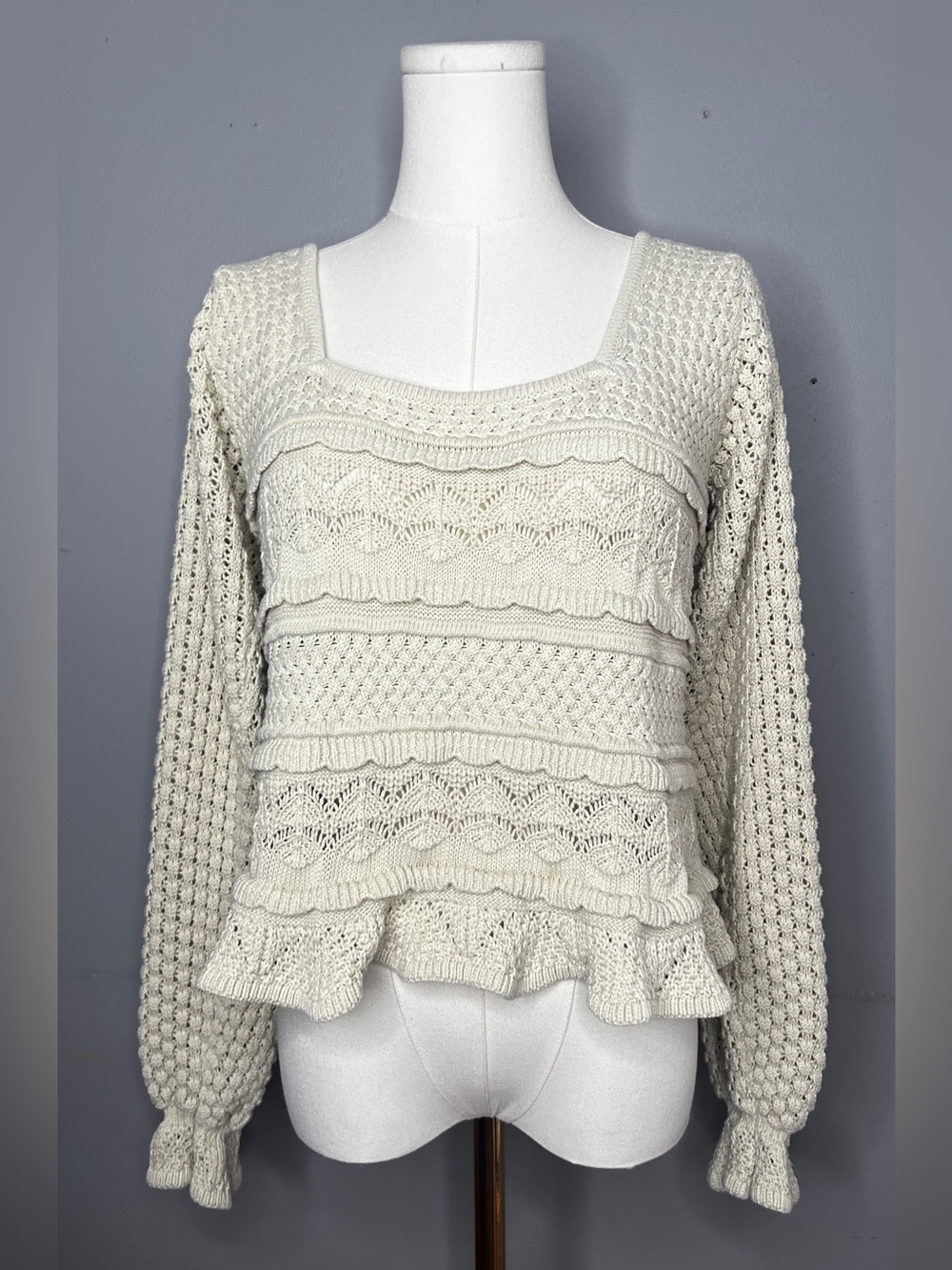 BiBi Women's Cream Knit Ruffle Hem Square Neck Sweater Size XL